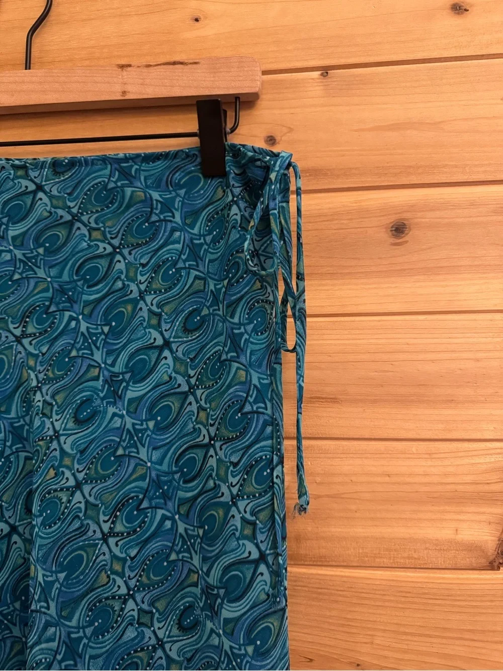 Y2K IZ Byer Small Peacock Abstract Print Midi Skirt Vacation Beach Summer Cruise